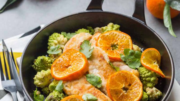 Délicieuse recette des aiguillettes de poulet avec clémentines et chou romanesco