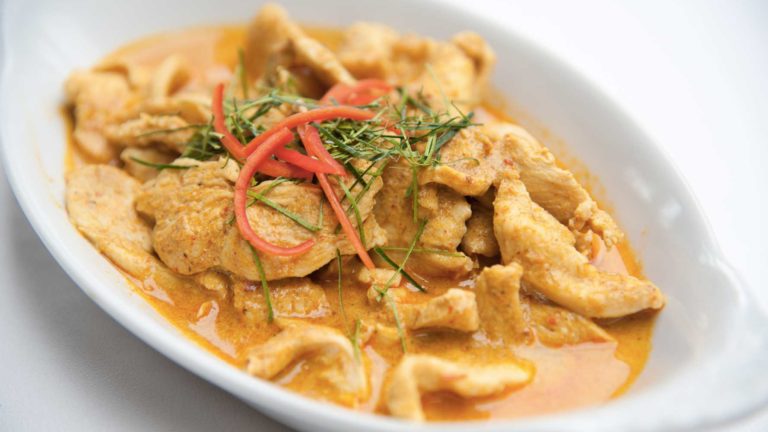 Curry rouge de poulet à la thaïlandaise - Recette